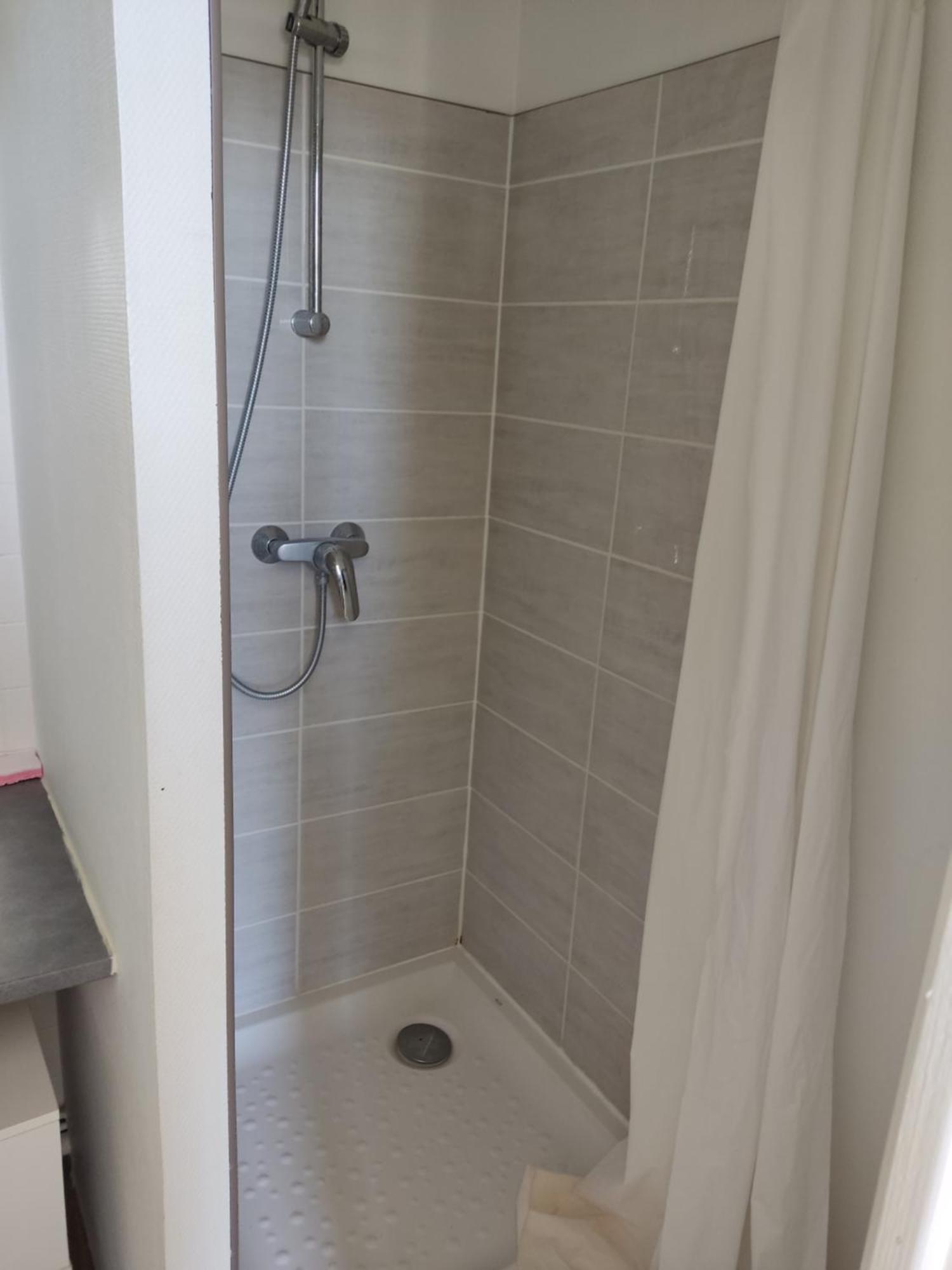 Appartement Le 3, Wifi, Parking, Centre à Châteauroux Extérieur photo